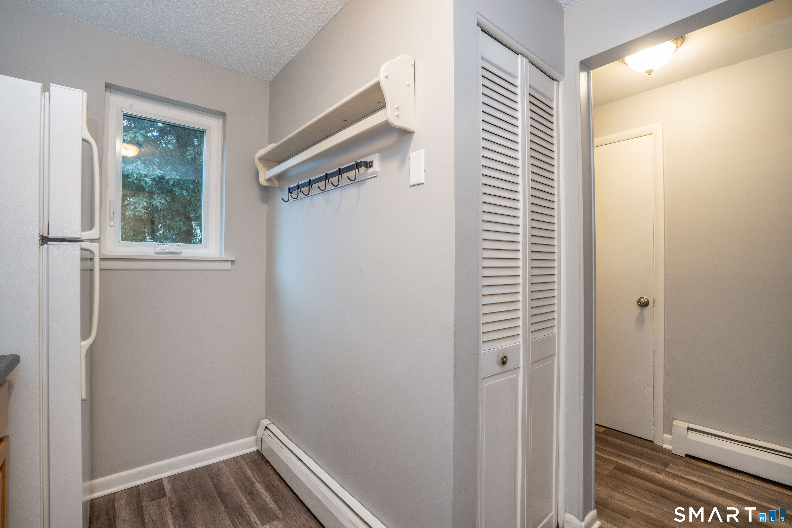 220 Main 6h Street Property Photo 6