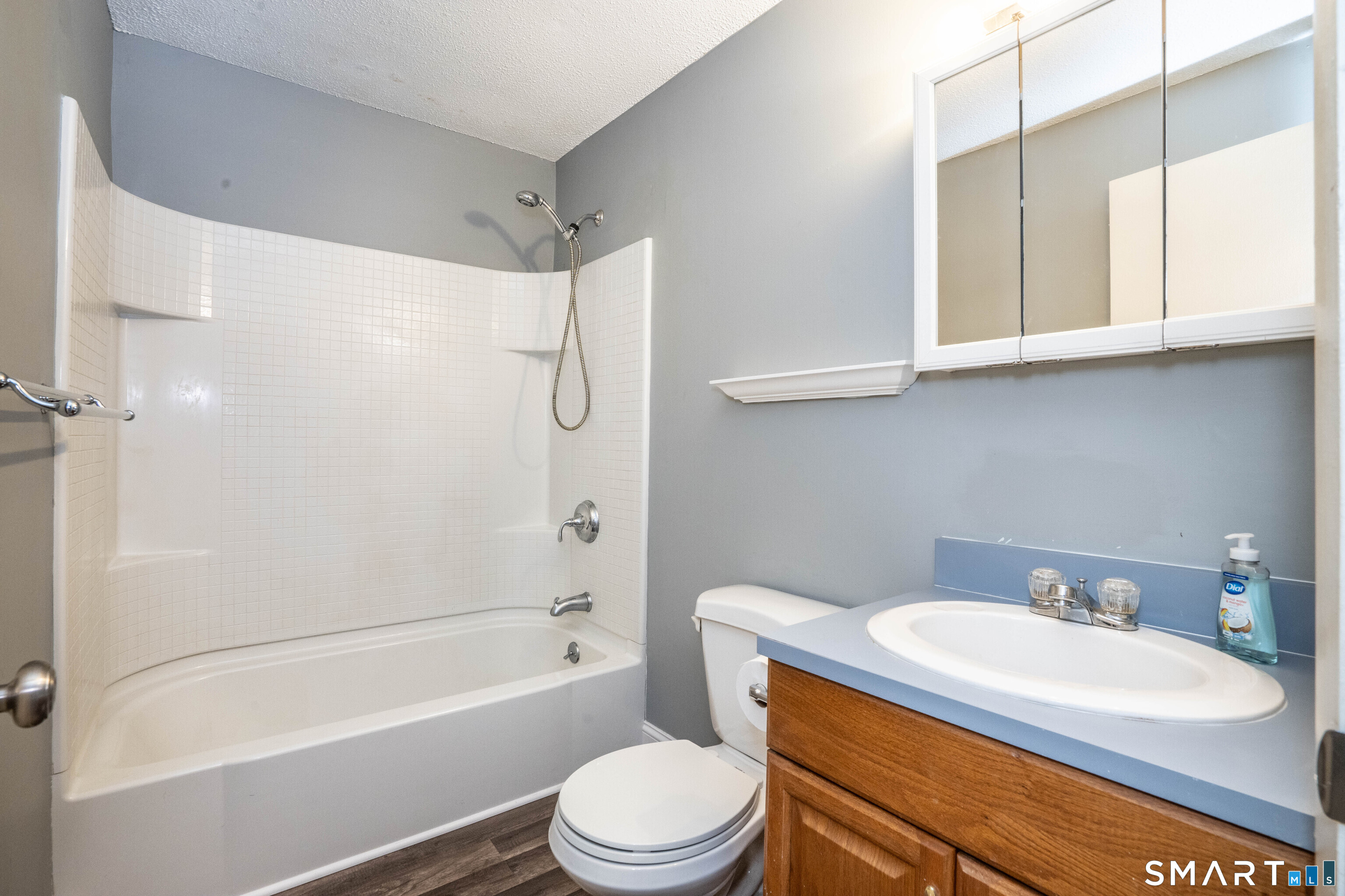 220 Main 6h Street Property Photo 16