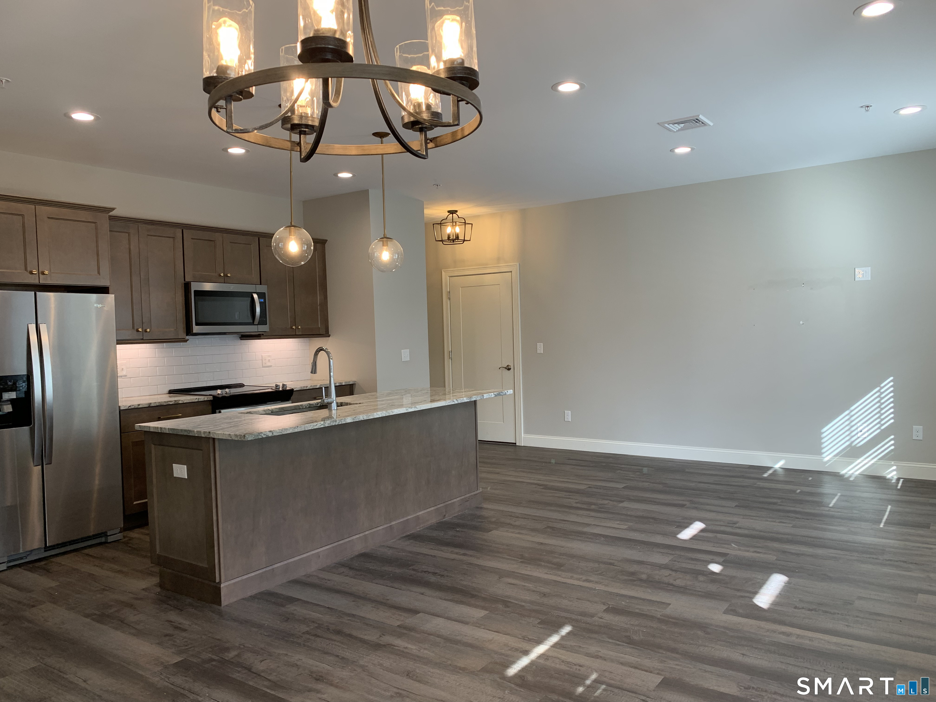 501 Edgewater G Circle Property Photo 1