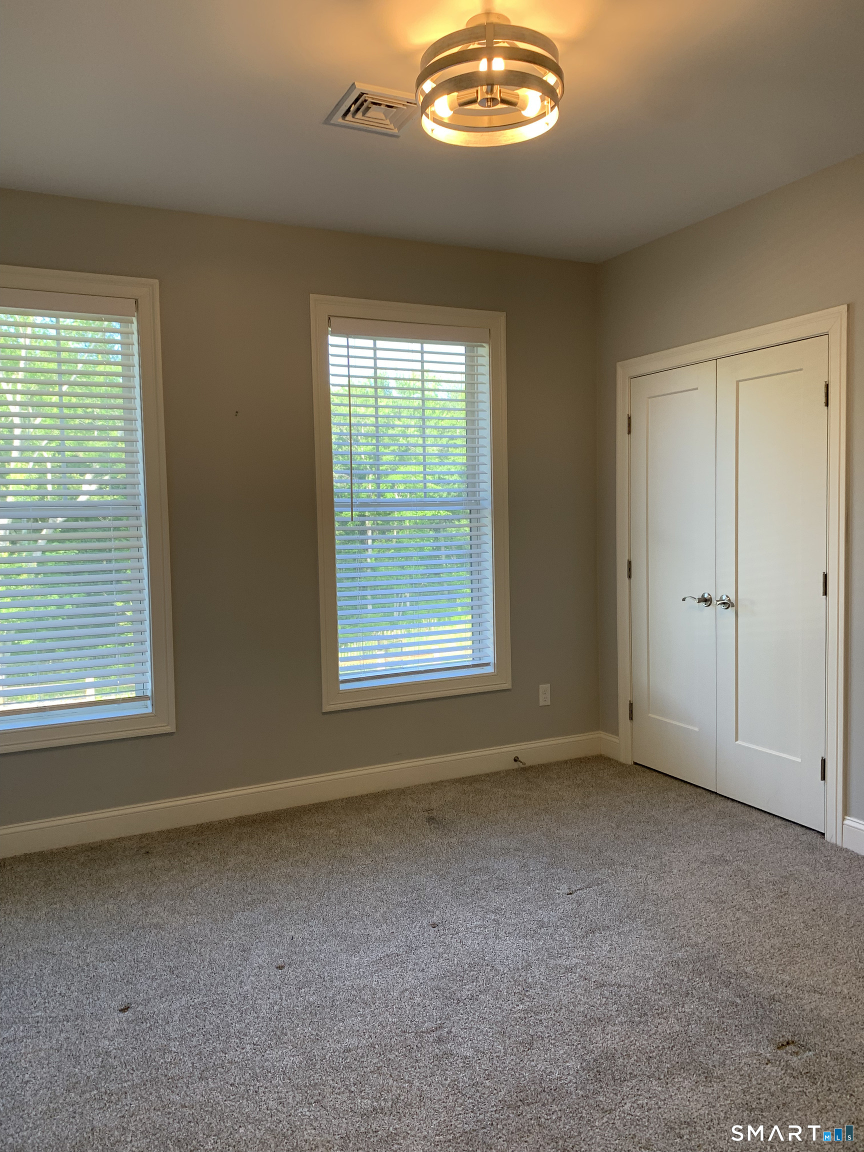 501 Edgewater G Circle Property Photo 6