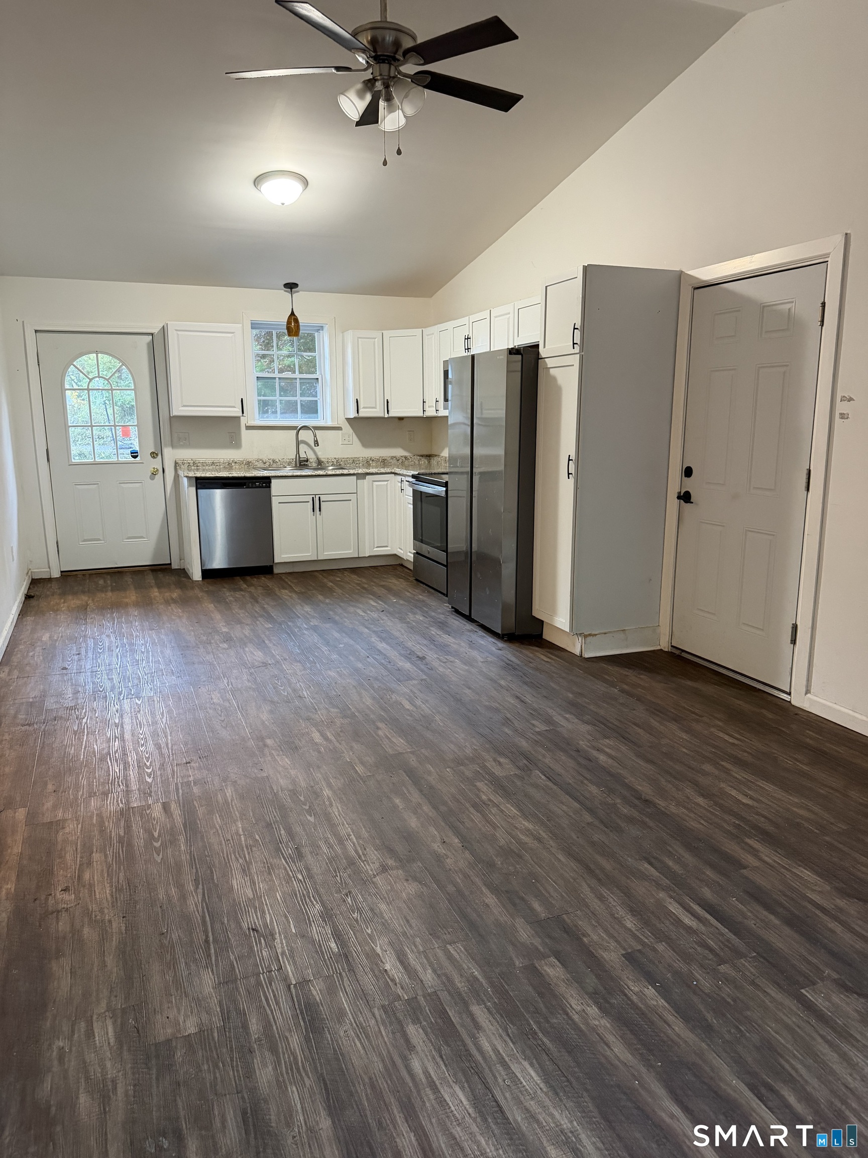57 Mohegan Park Road Property Photo 3