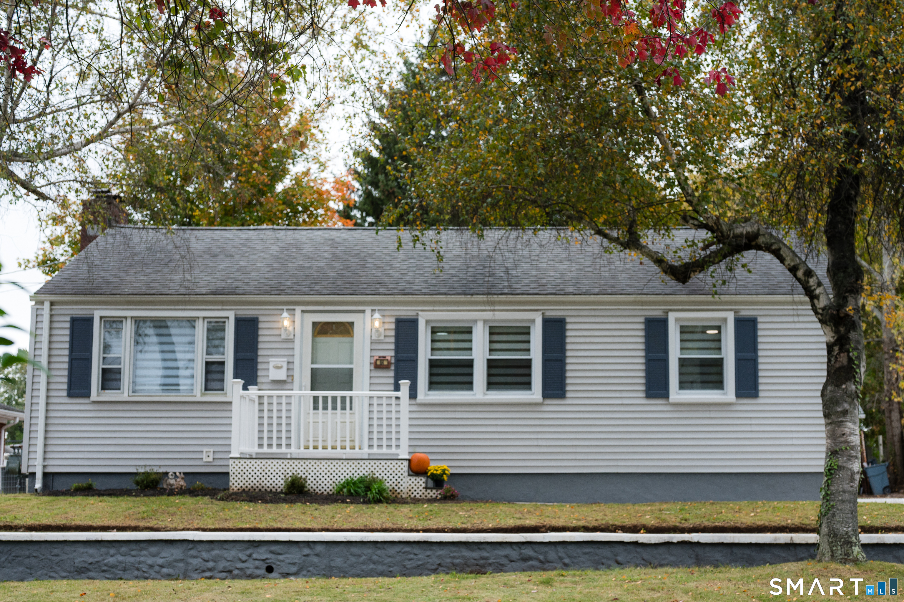 64 Saint Andrew Avenue Property Photo 1
