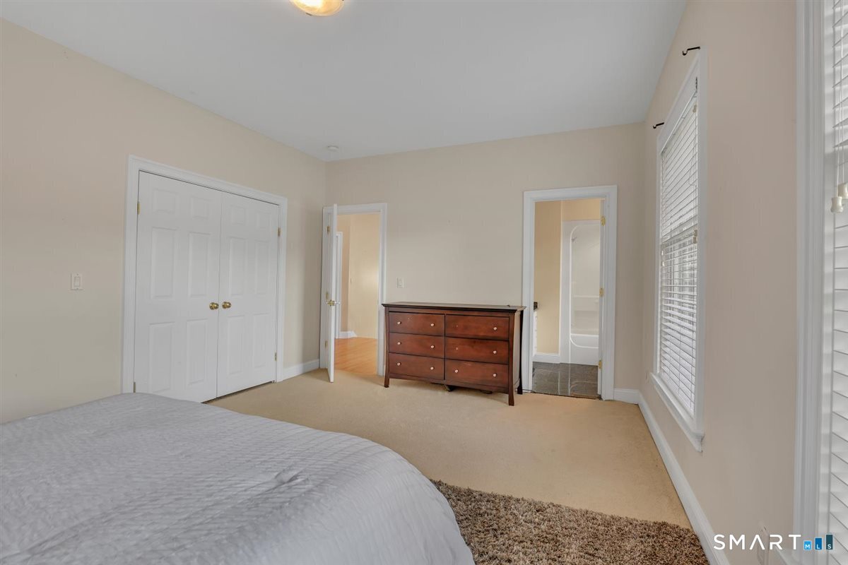 52 Country Club Road Property Photo 26