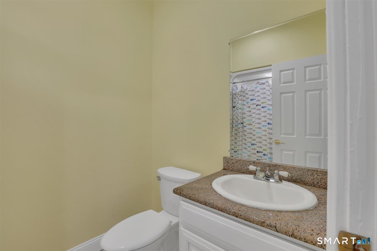 52 Country Club Road Property Photo 27