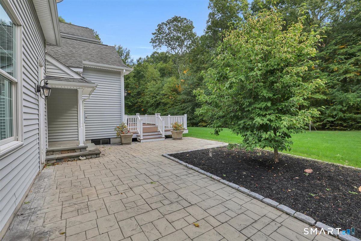52 Country Club Road Property Photo 34