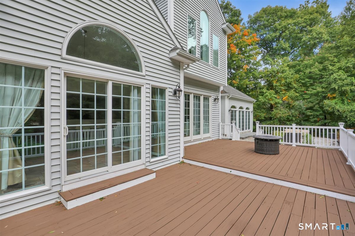 52 Country Club Road Property Photo 36