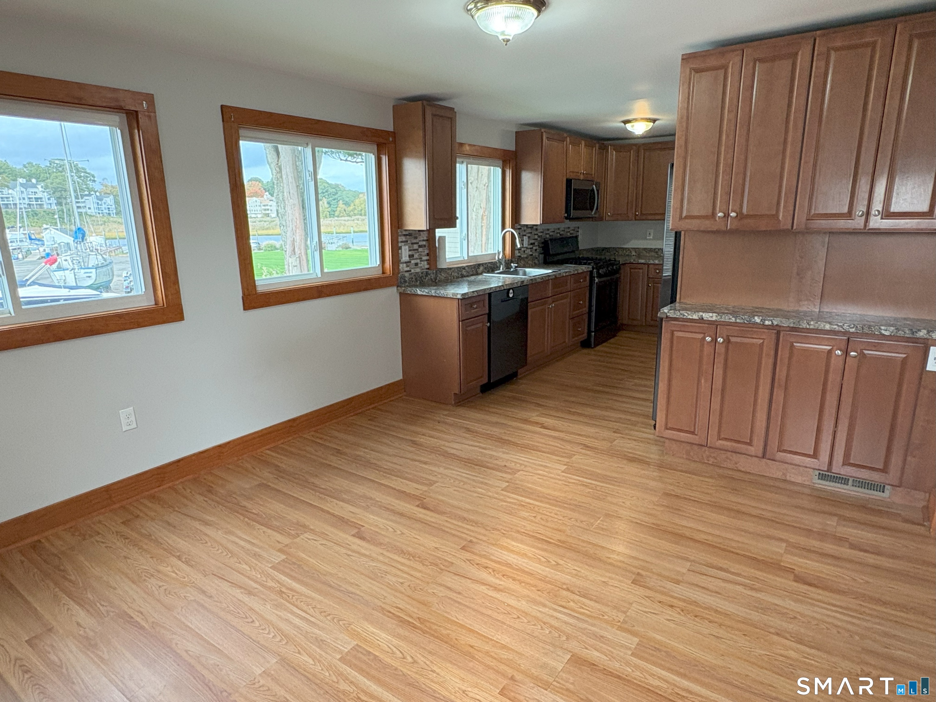 50 Goodsell Point Property Photo 9