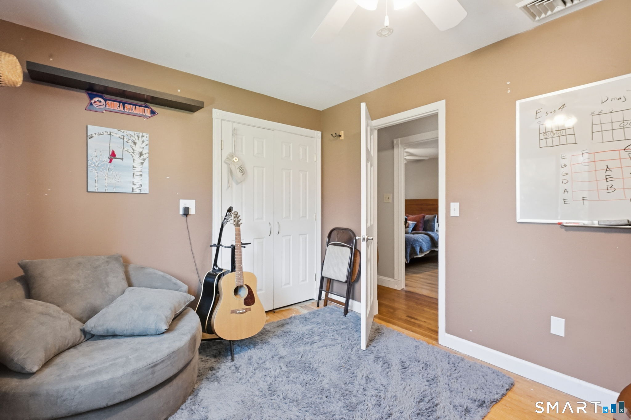 552 Long Hill Avenue Property Photo 22