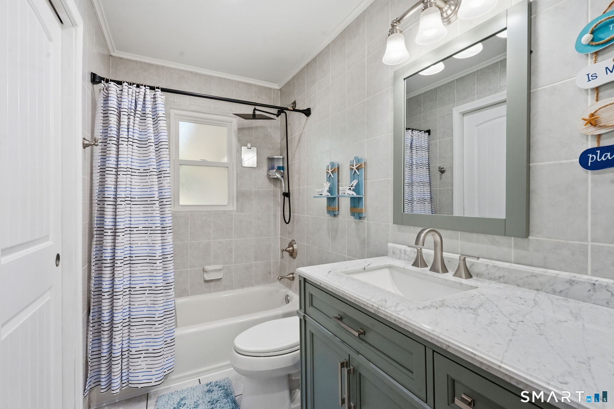 552 Long Hill Avenue Property Photo 23