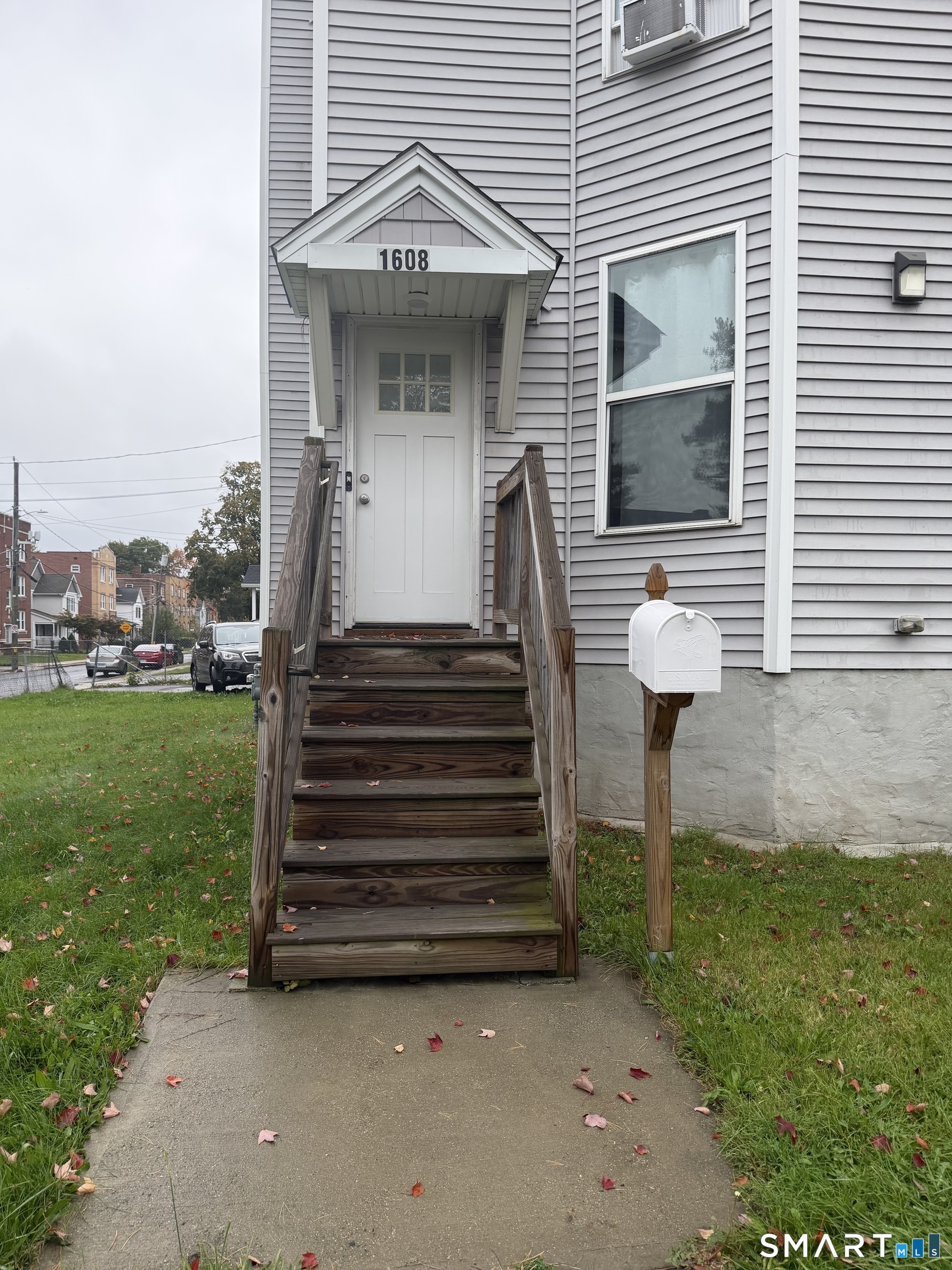 1608 Broad 1 Street Property Photo 1