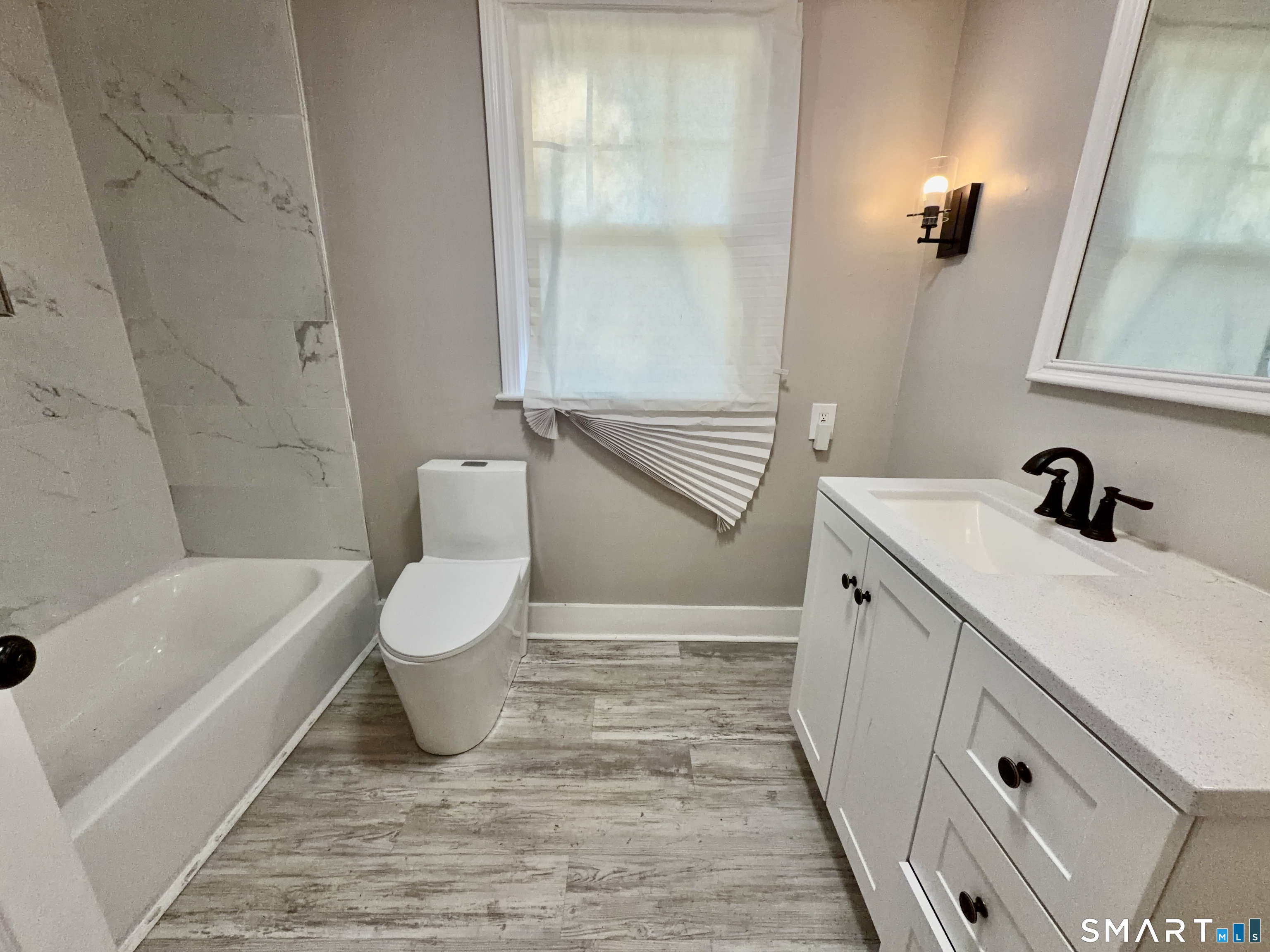 702 Cooke Street Property Photo 13