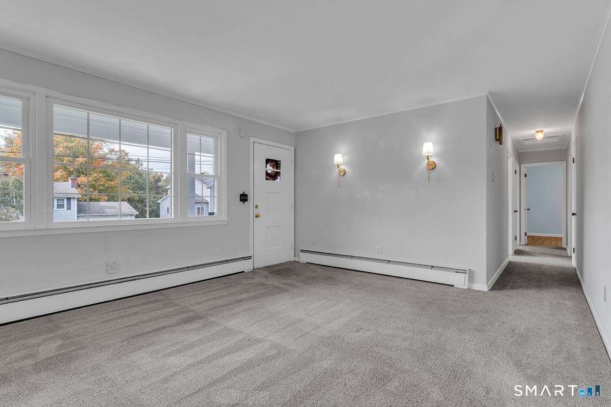 9 Victoria Drive Property Photo 7