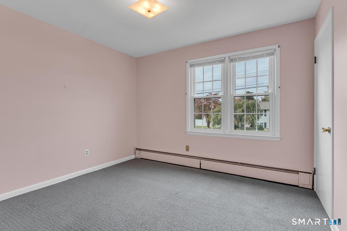 9 Victoria Drive Property Photo 18