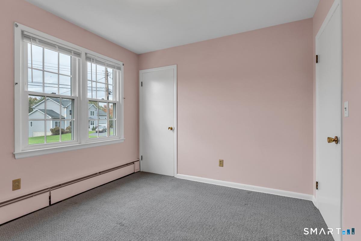 9 Victoria Drive Property Photo 20