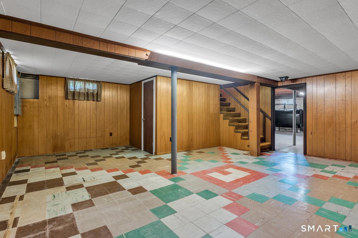 9 Victoria Drive Property Photo 23