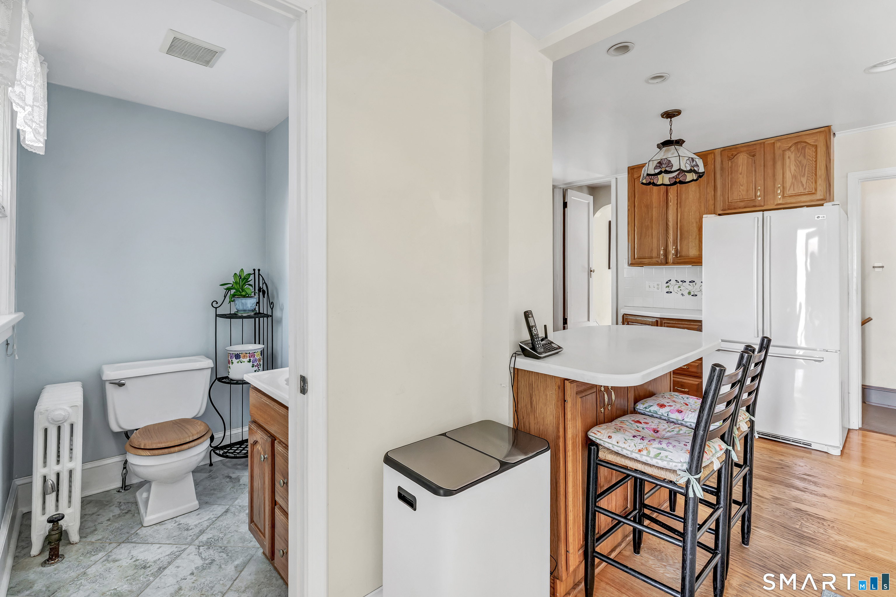 478 Woodlawn Avenue Property Photo 7