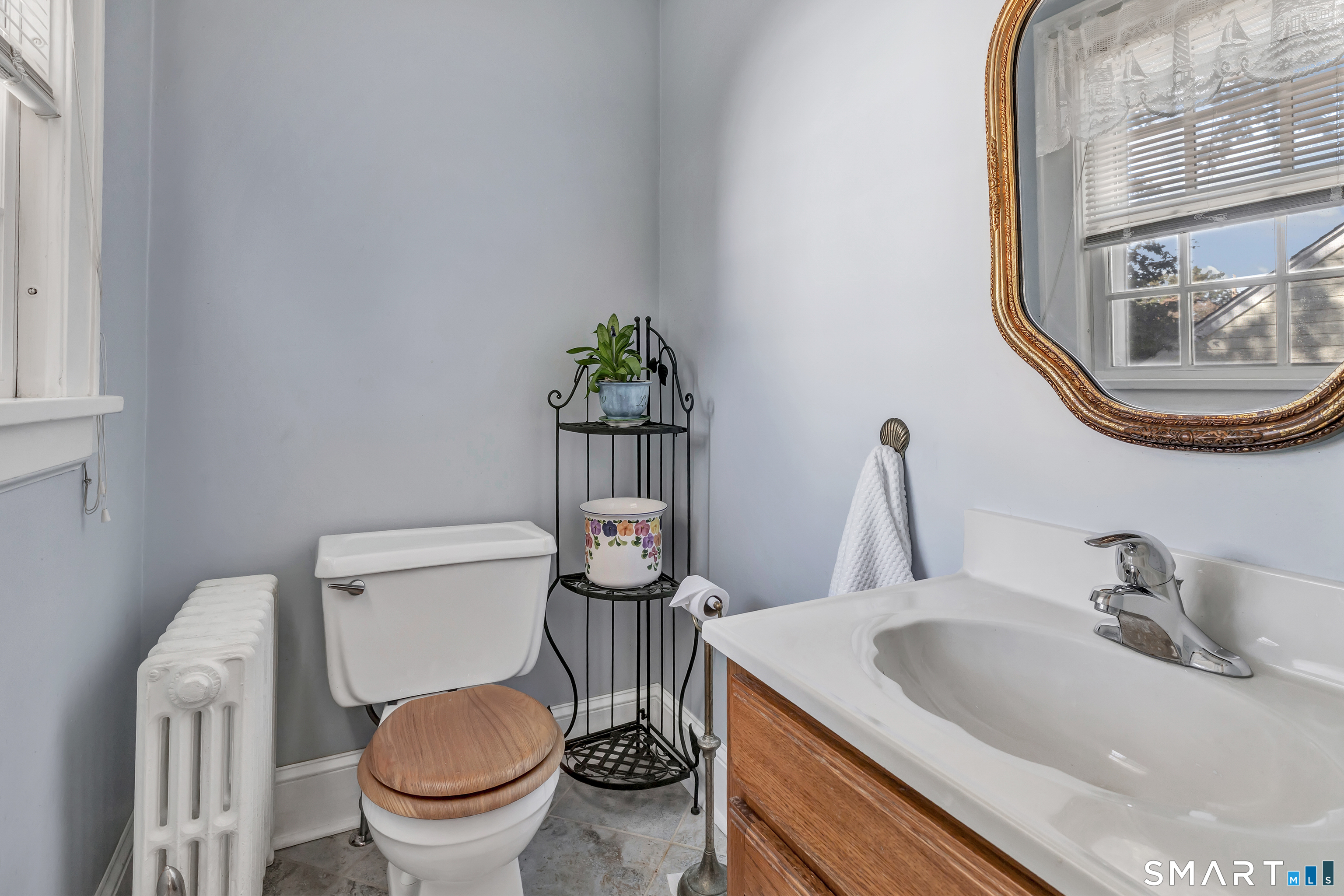 478 Woodlawn Avenue Property Photo 12