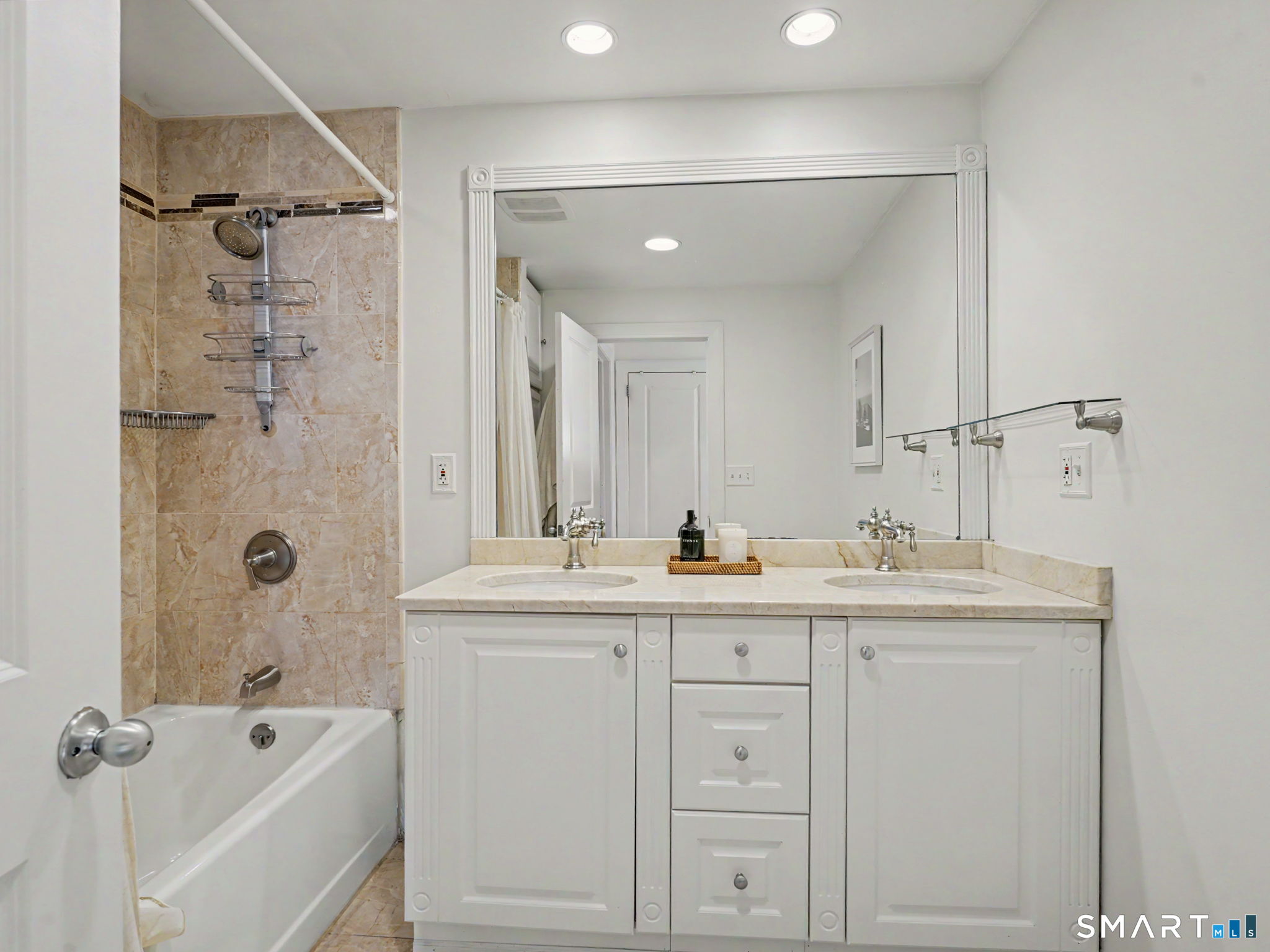 19 Ambler Drive Property Photo 11