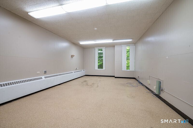 85 Pulaski Street Property Photo 10