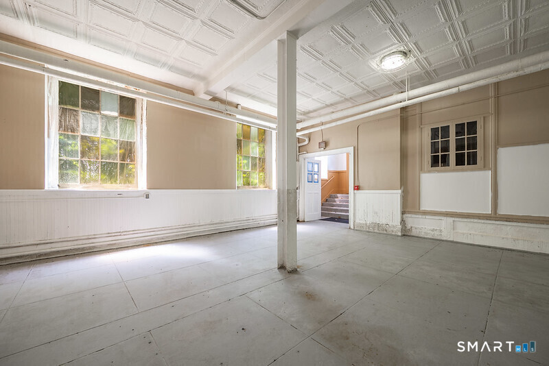 85 Pulaski Street Property Photo 29