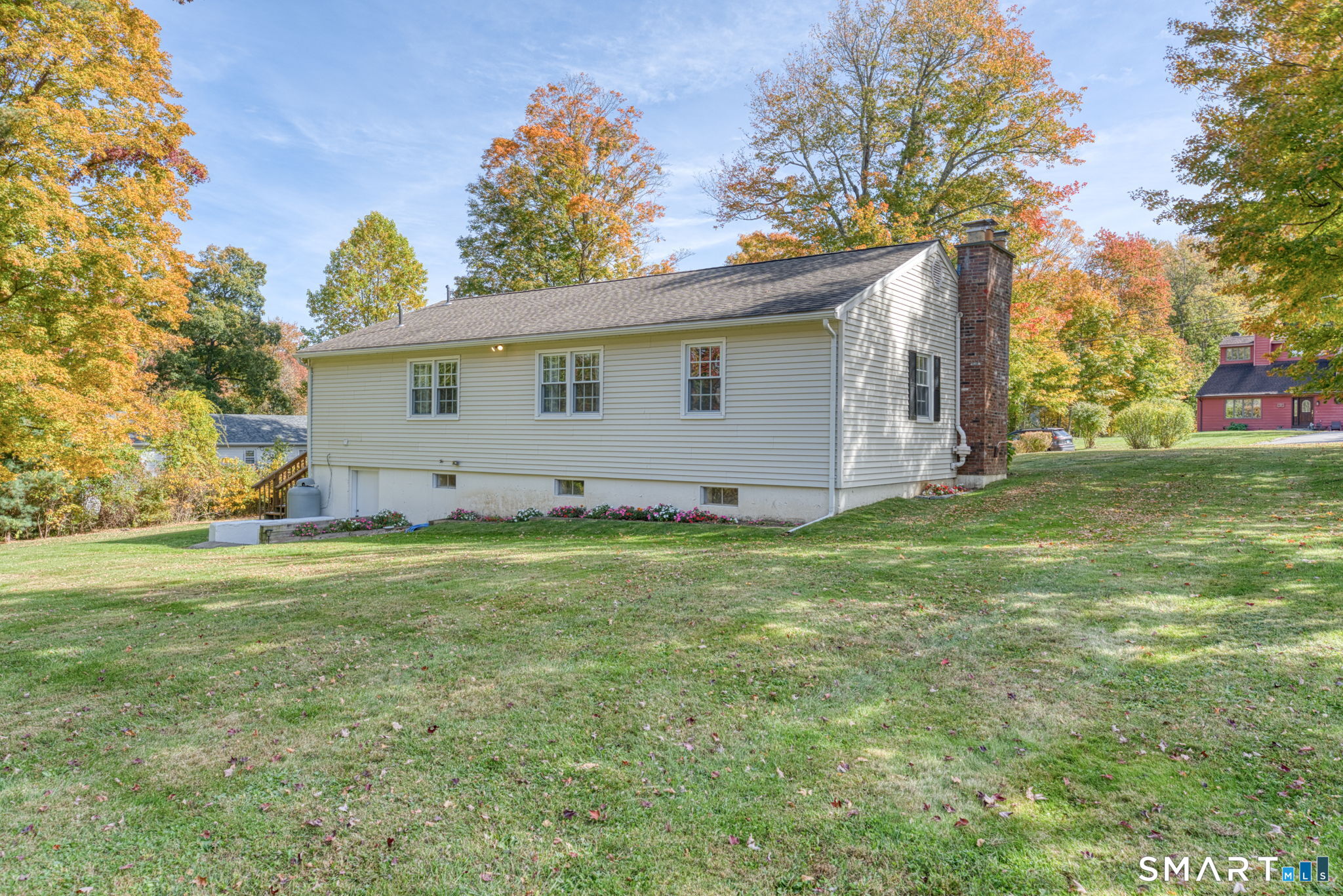 216 Lynnrich Drive Property Photo 6