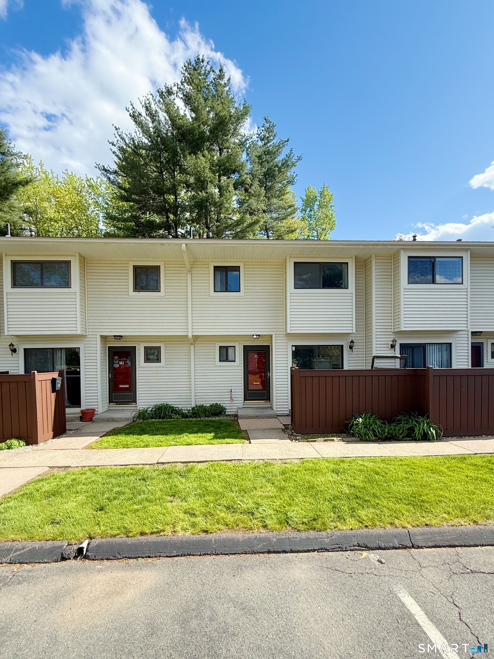 24214602 Property Photo 1