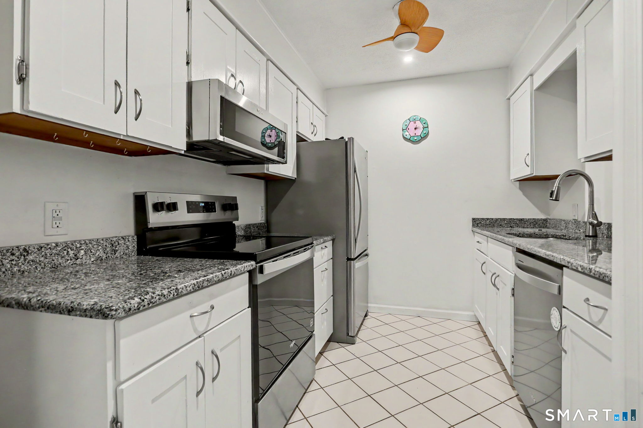 40 California C11 Street Property Photo 16