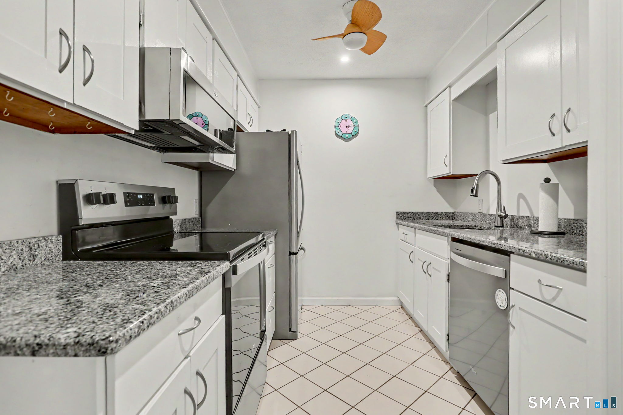40 California C11 Street Property Photo 17