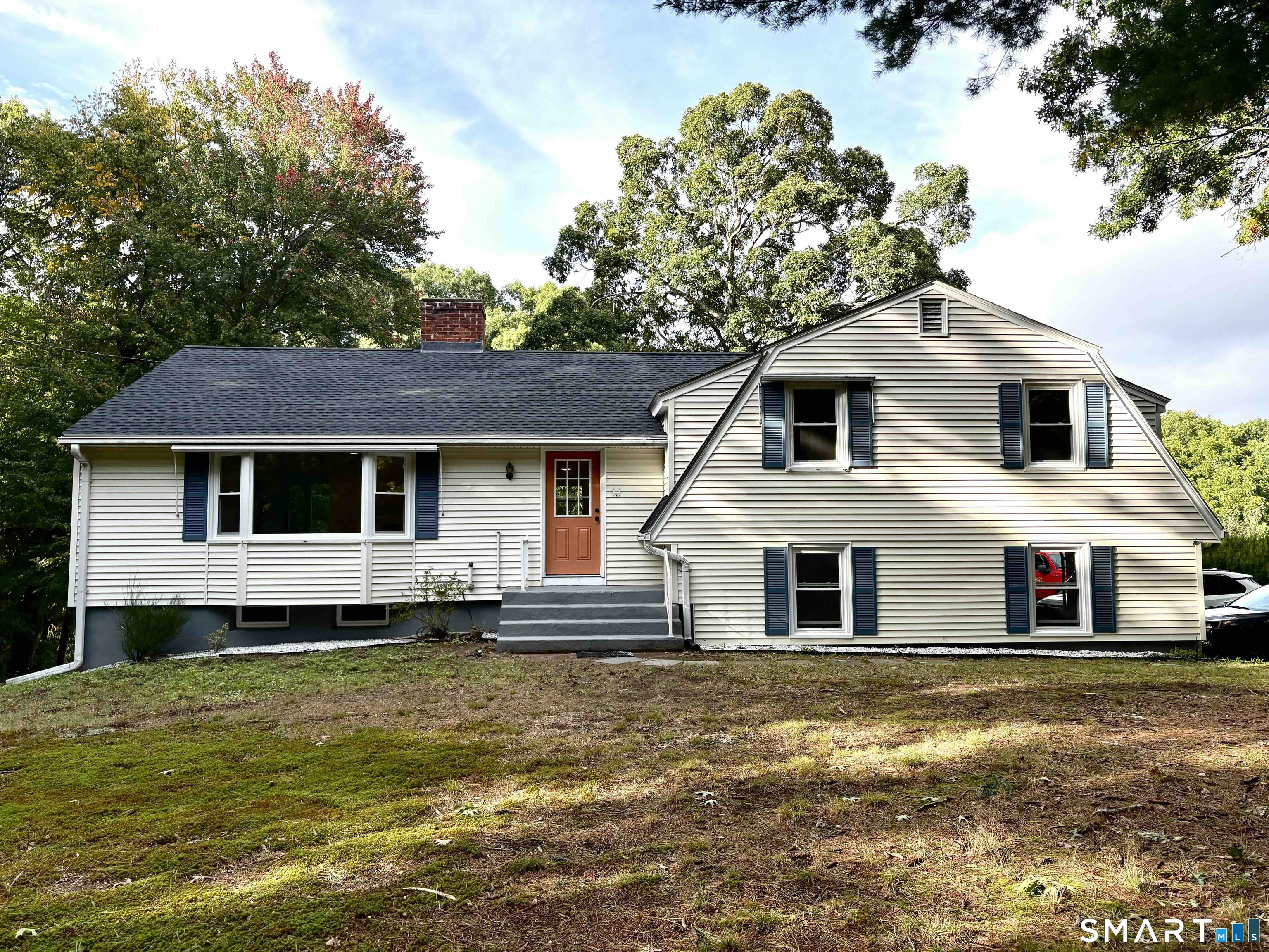 661 Chestnut Hill Road Property Photo 1