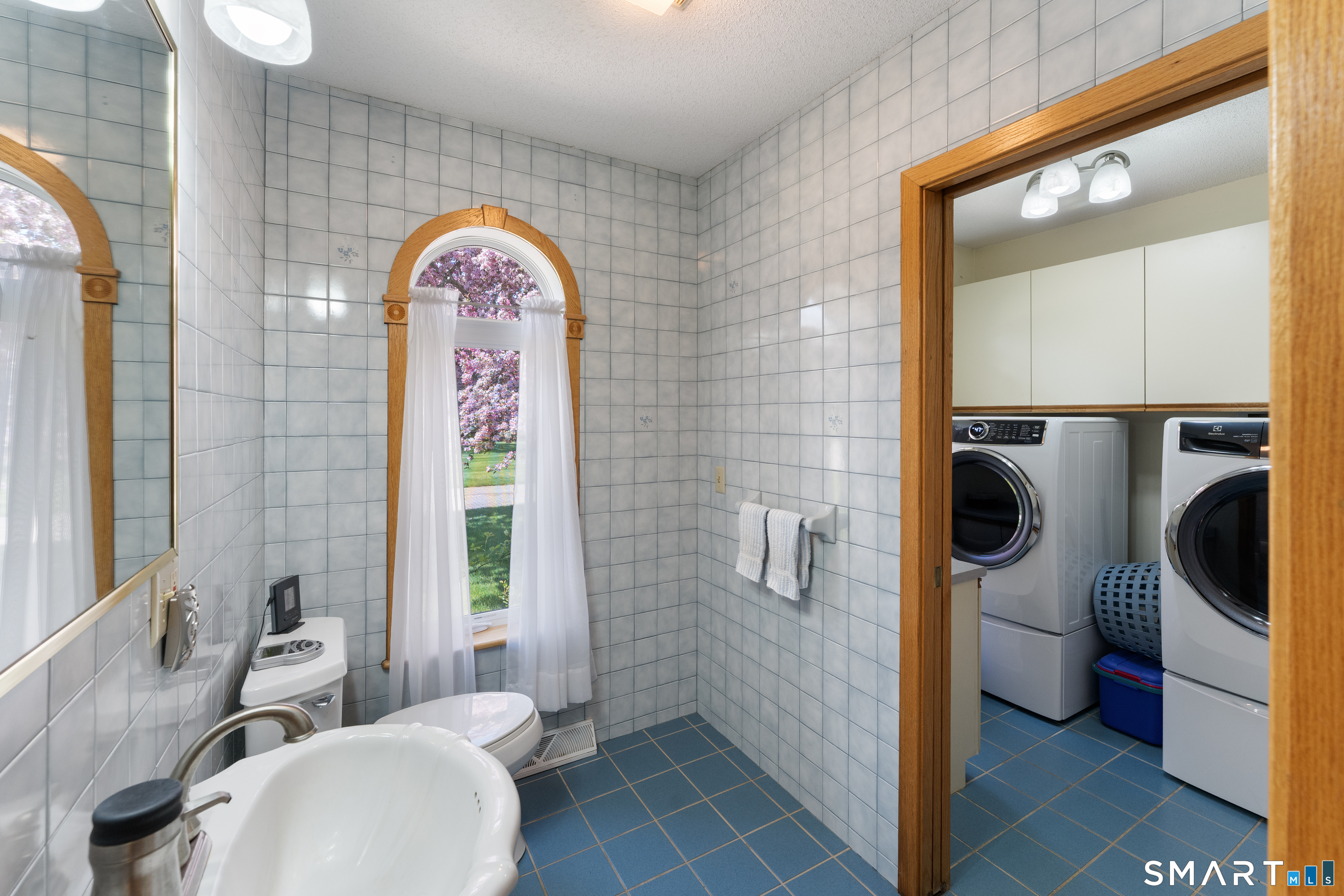 524 Wauregan Road Property Photo 30