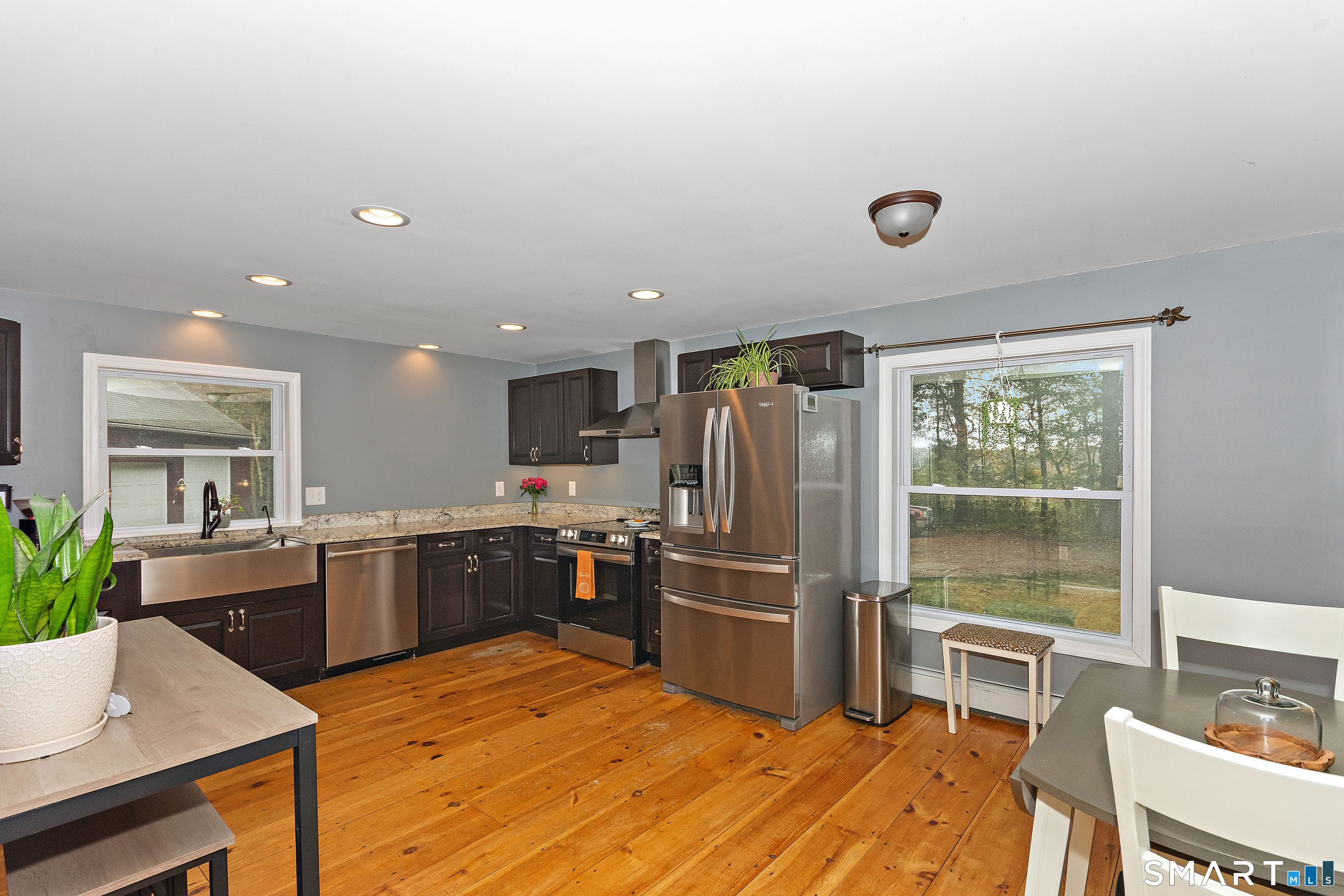 155 Lovers Lane Property Photo 7