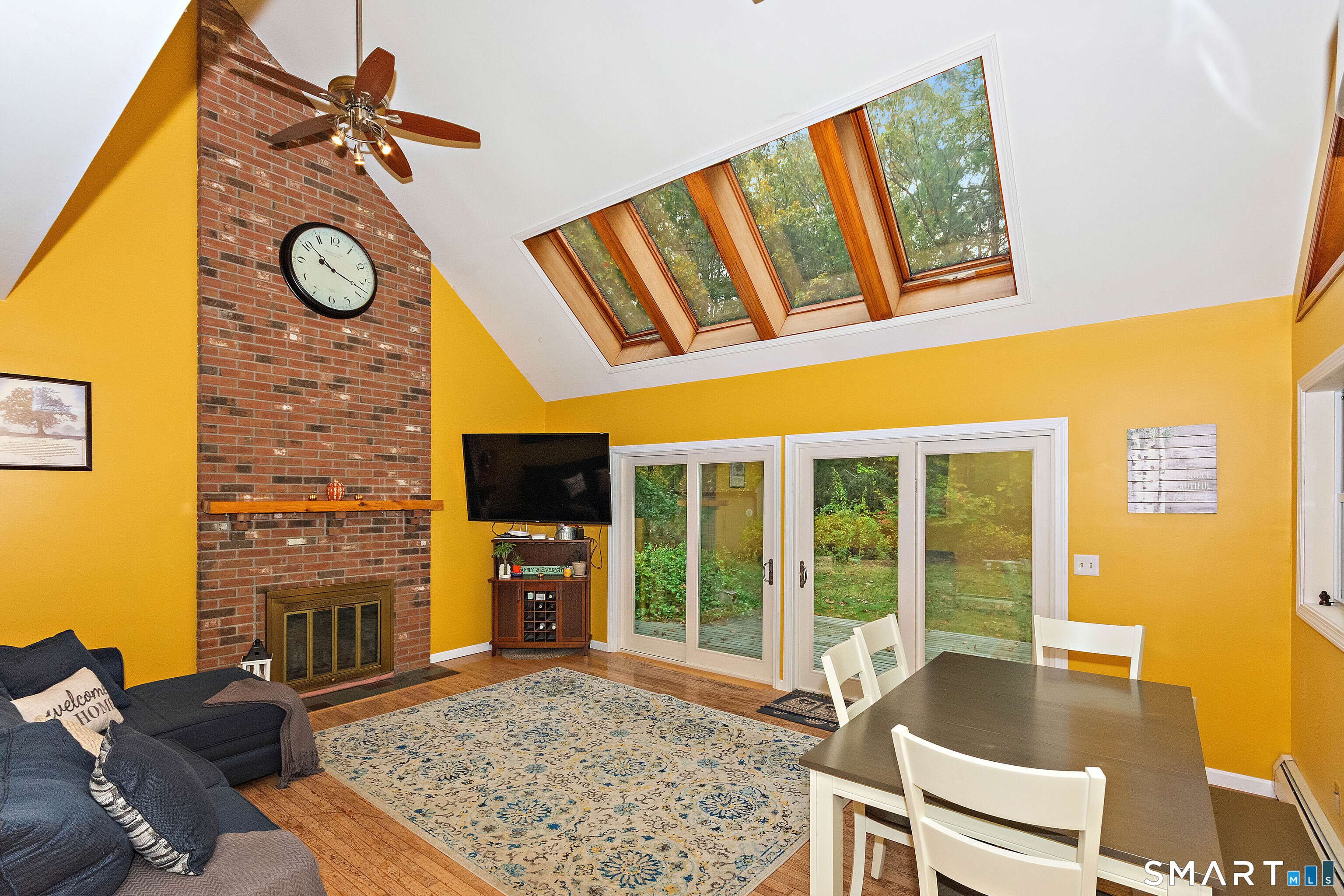 155 Lovers Lane Property Photo 9