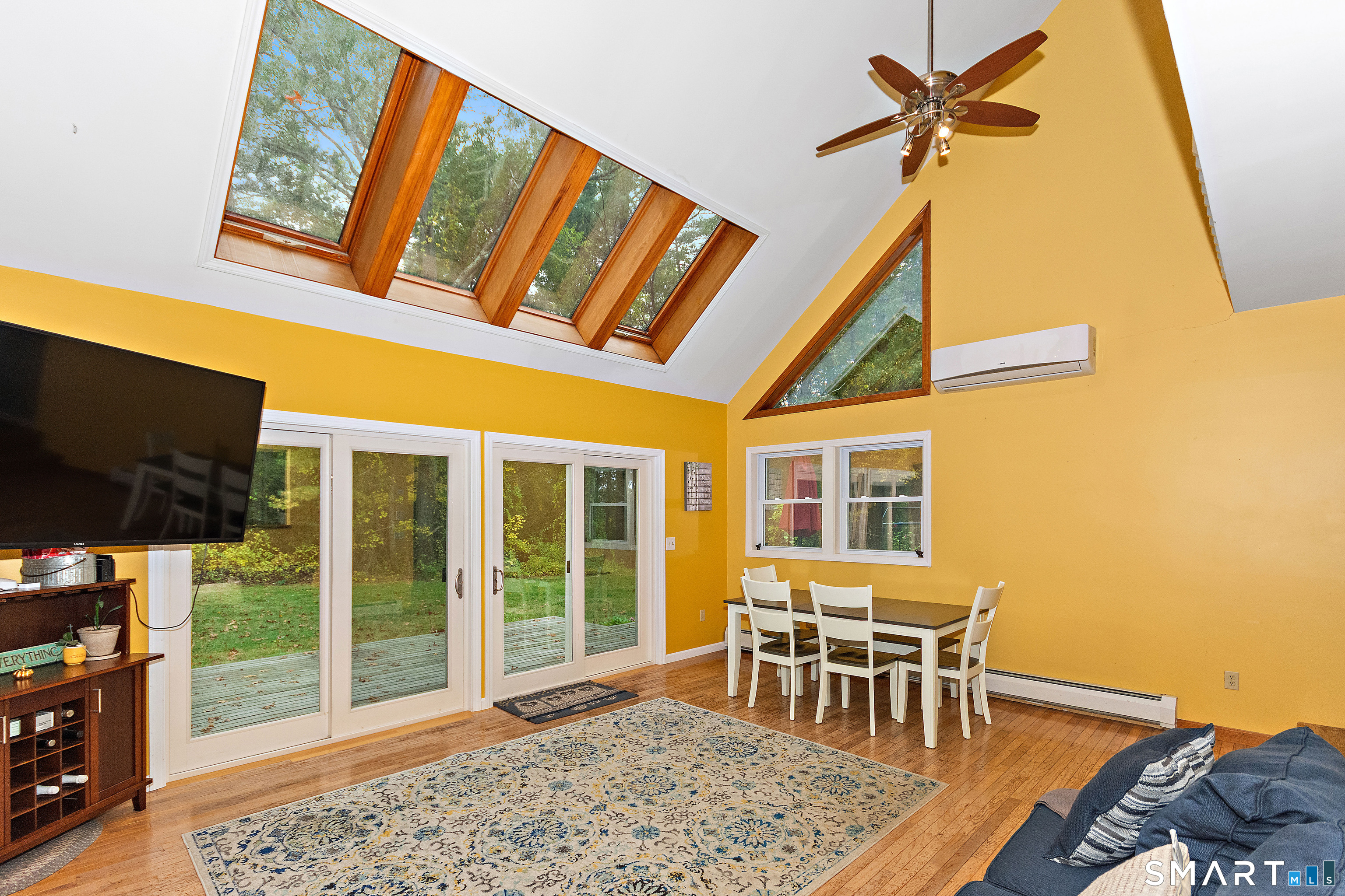 155 Lovers Lane Property Photo 12
