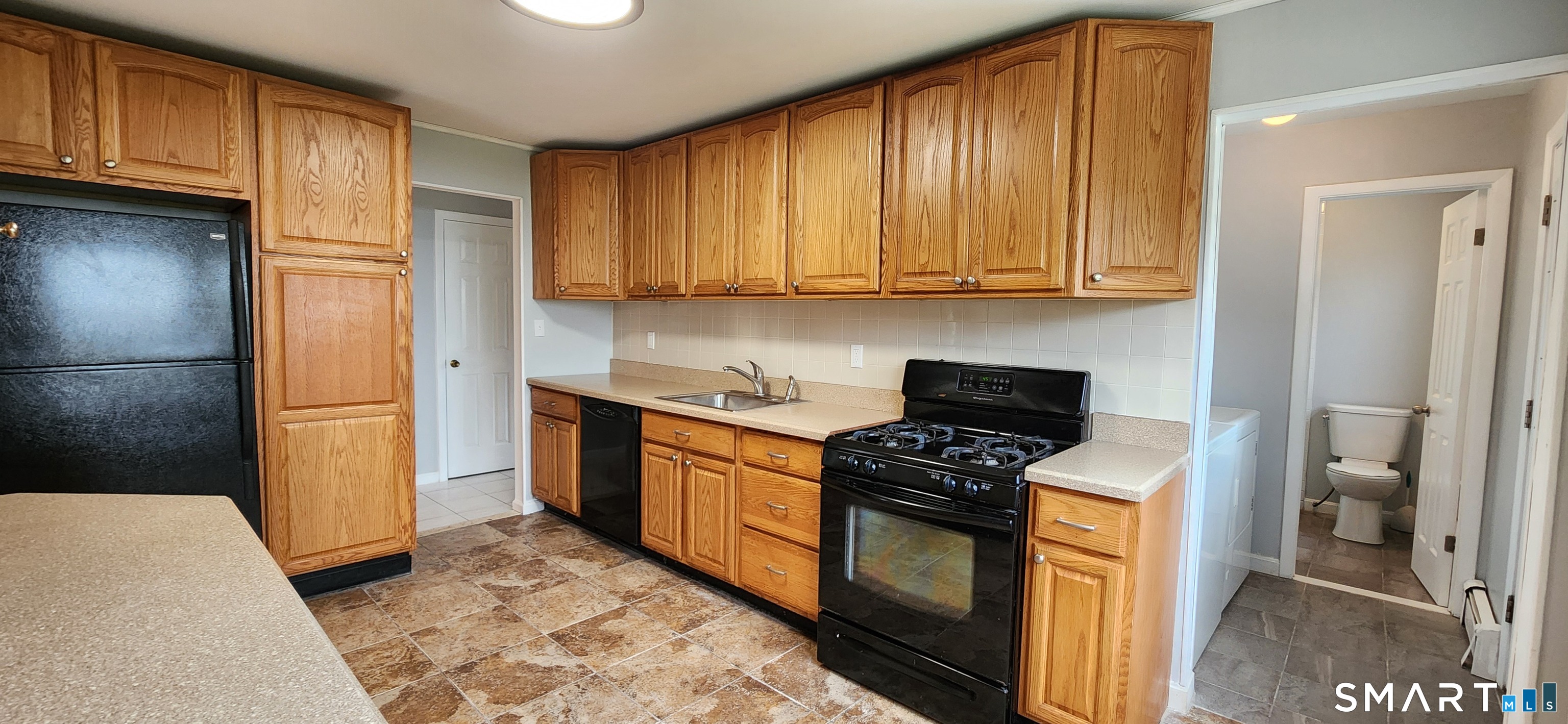 141 Flower Drive Property Photo 12