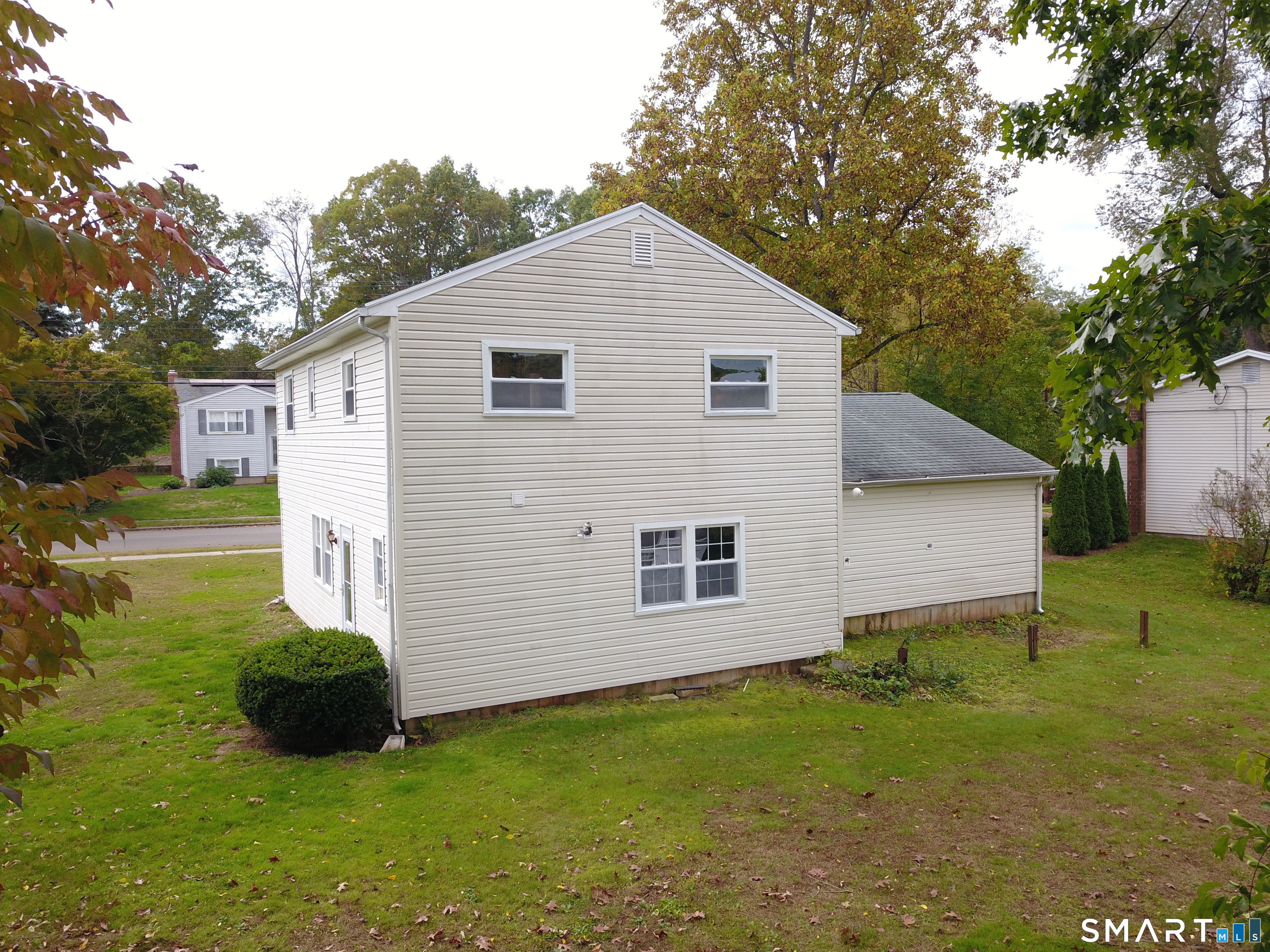 141 Flower Drive Property Photo 32