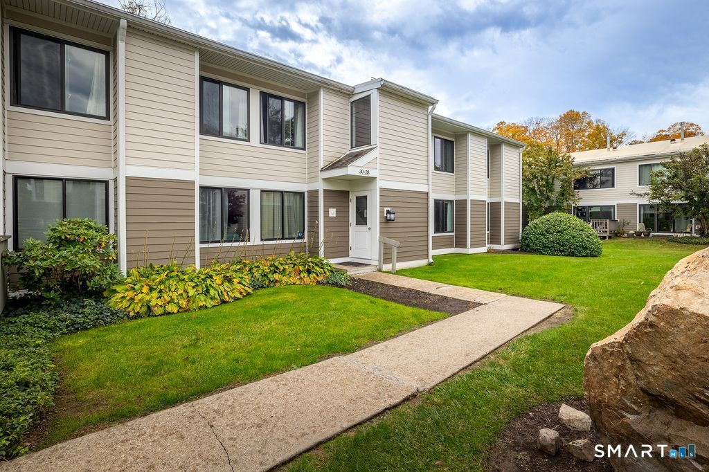 33 Olcott 33 Way Property Photo 1