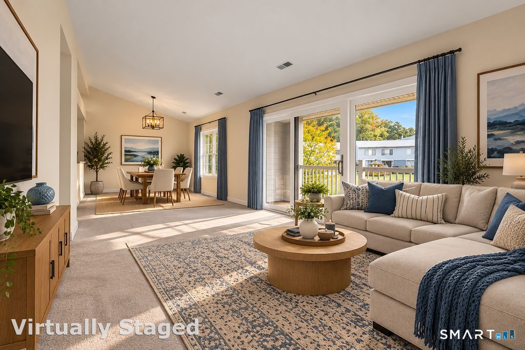 33 Olcott 33 Way Property Photo 5