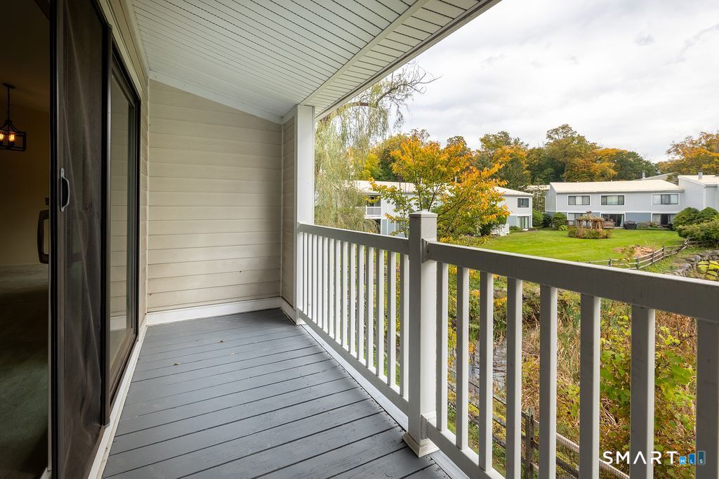 33 Olcott 33 Way Property Photo 6
