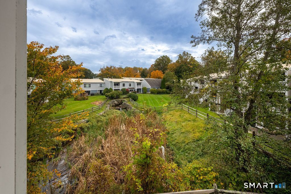 33 Olcott 33 Way Property Photo 7