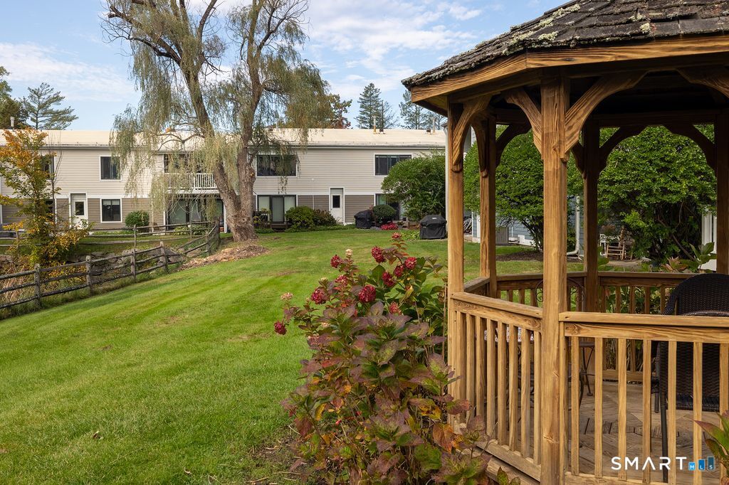 33 Olcott 33 Way Property Photo 27
