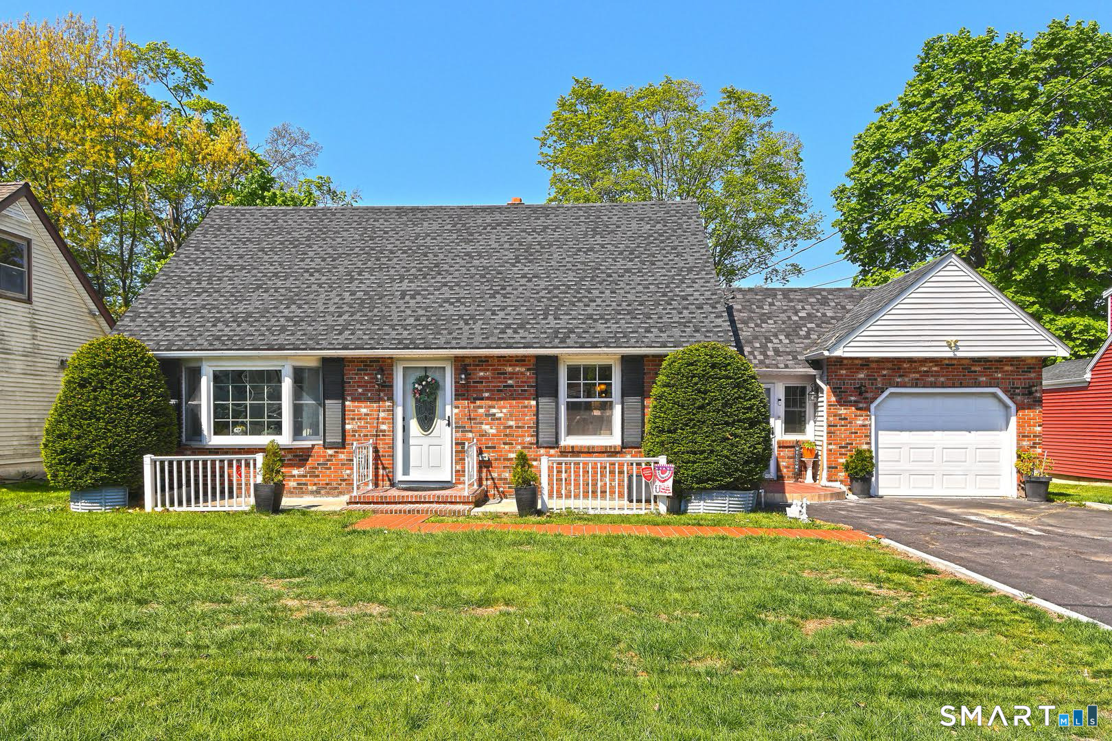 10 Glenmoor Drive Property Photo 1