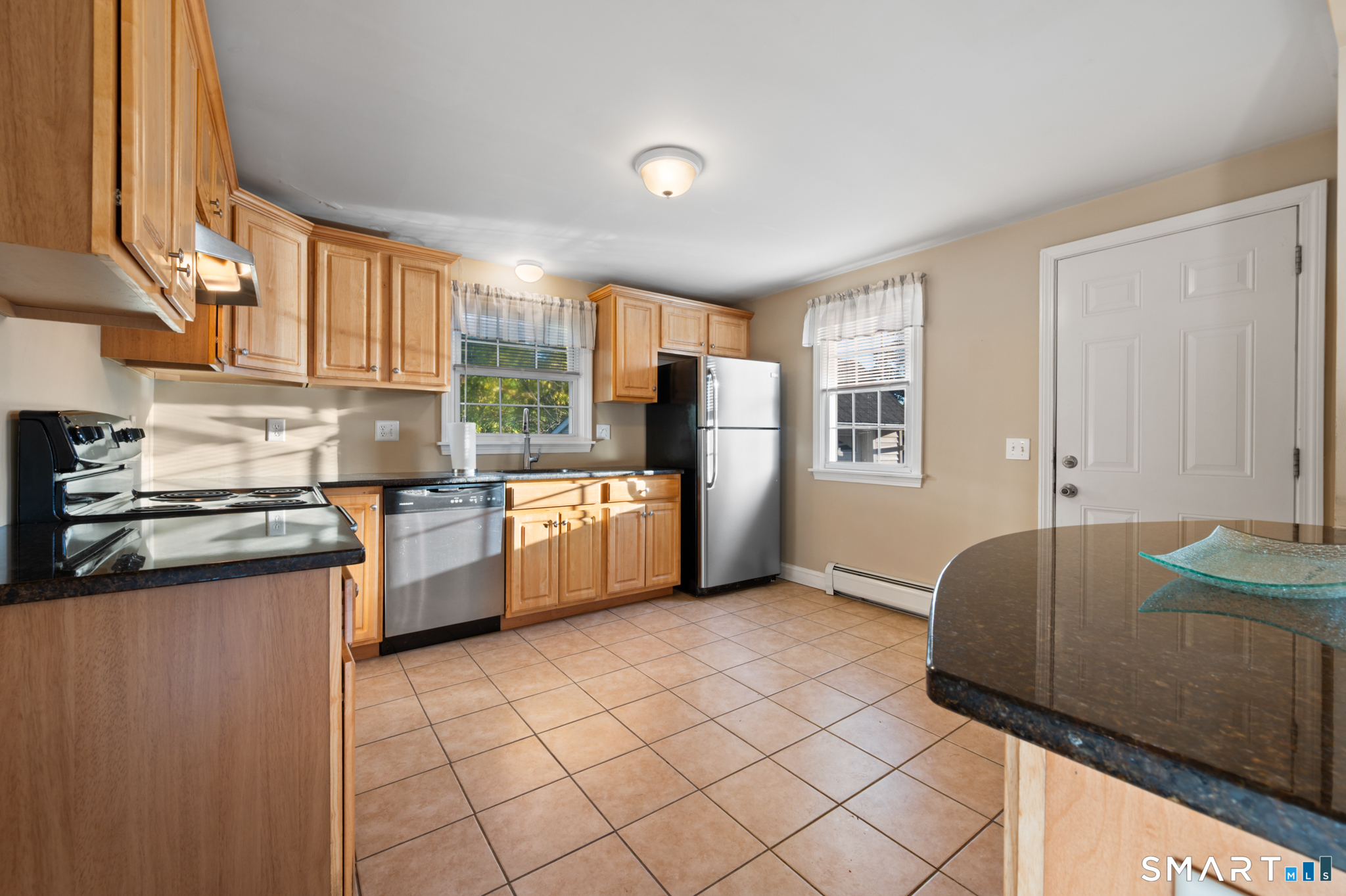 28 Lawndale Avenue Property Photo 4