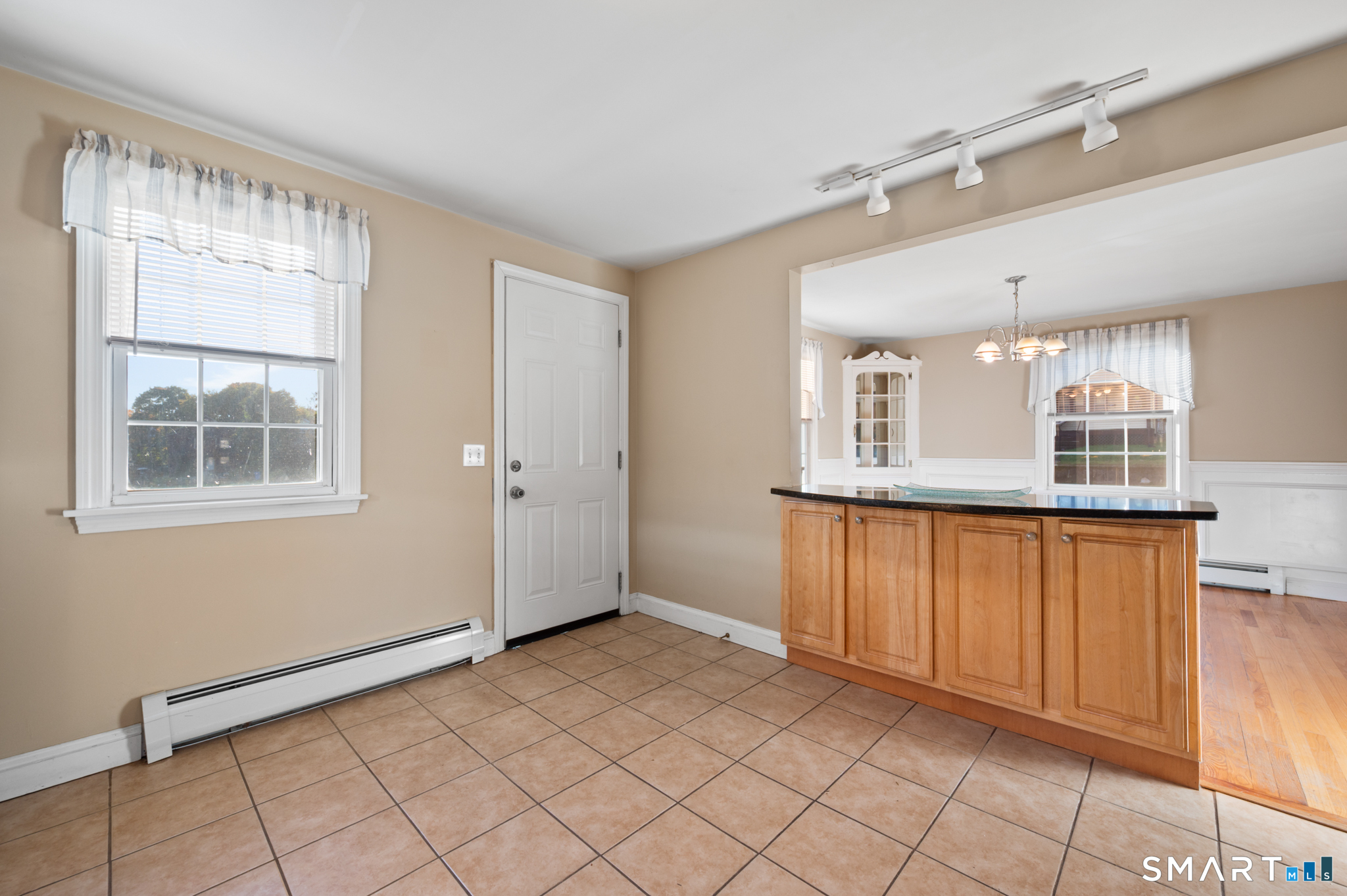 28 Lawndale Avenue Property Photo 6