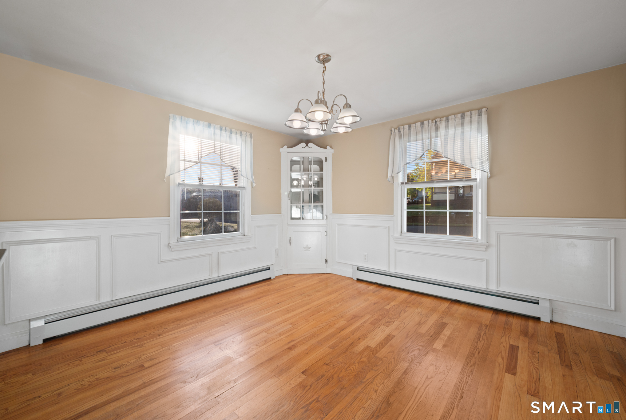 28 Lawndale Avenue Property Photo 7