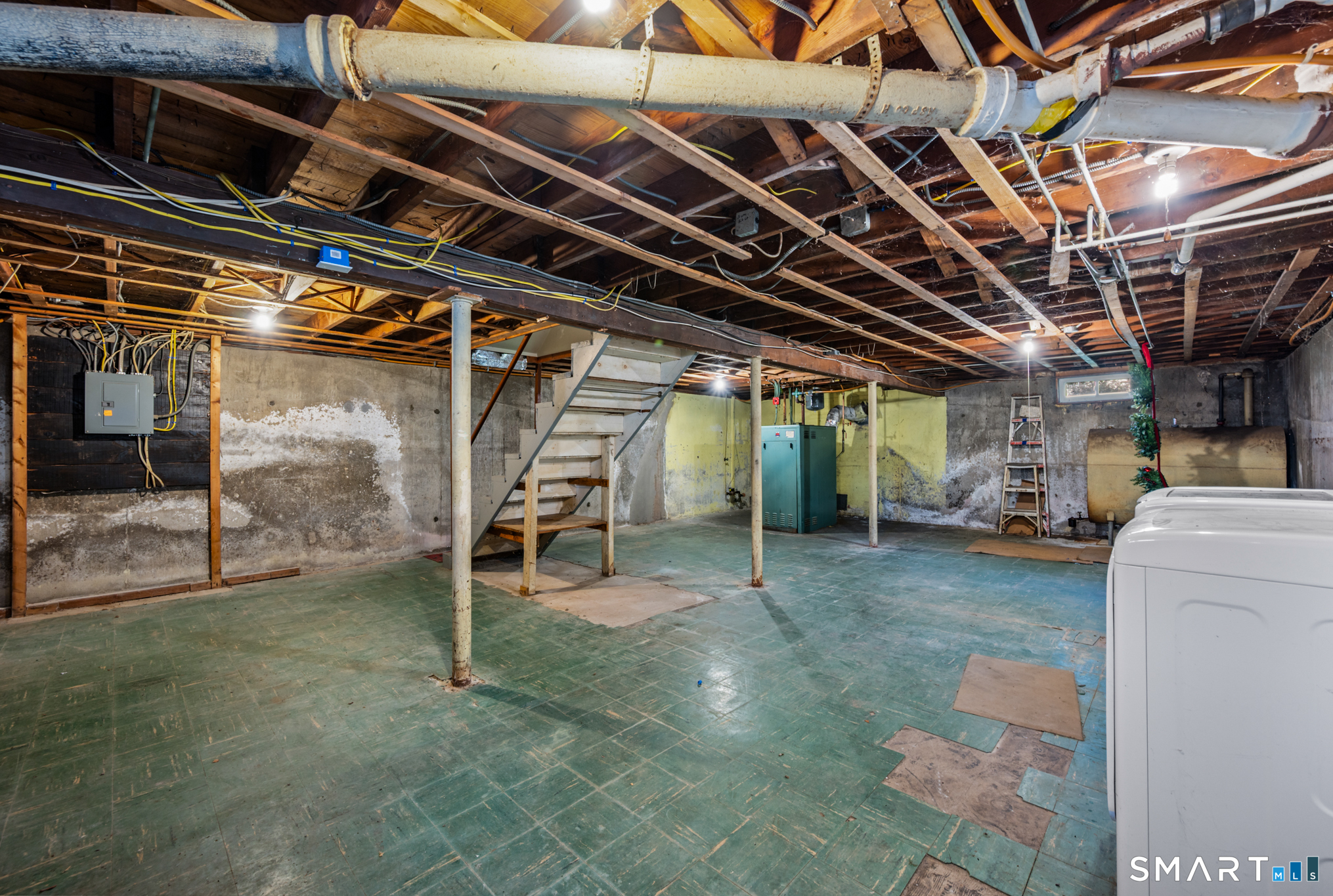 28 Lawndale Avenue Property Photo 29