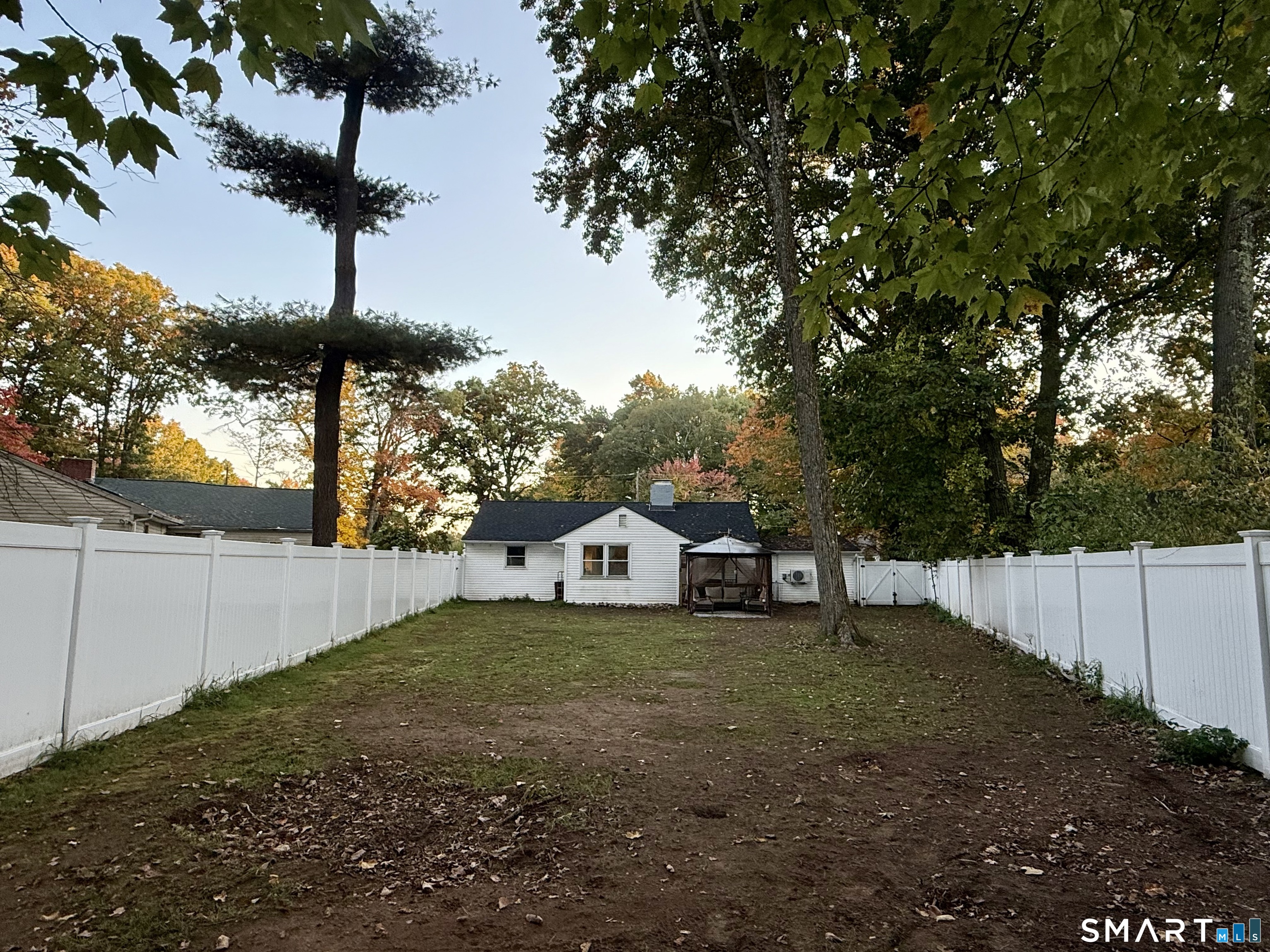 12 Walker Lane Property Photo 18