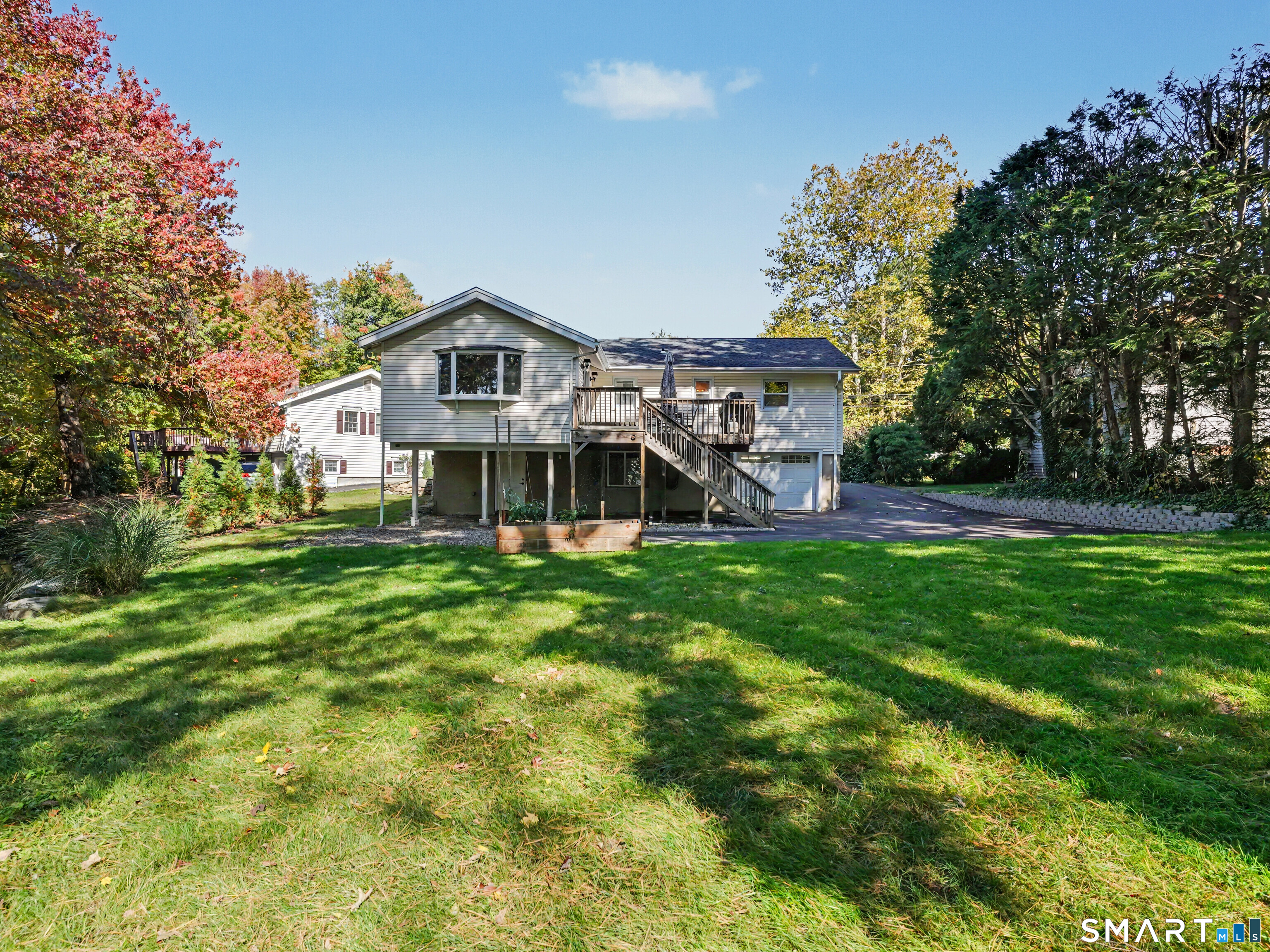 100 Fawn Drive Property Photo 28