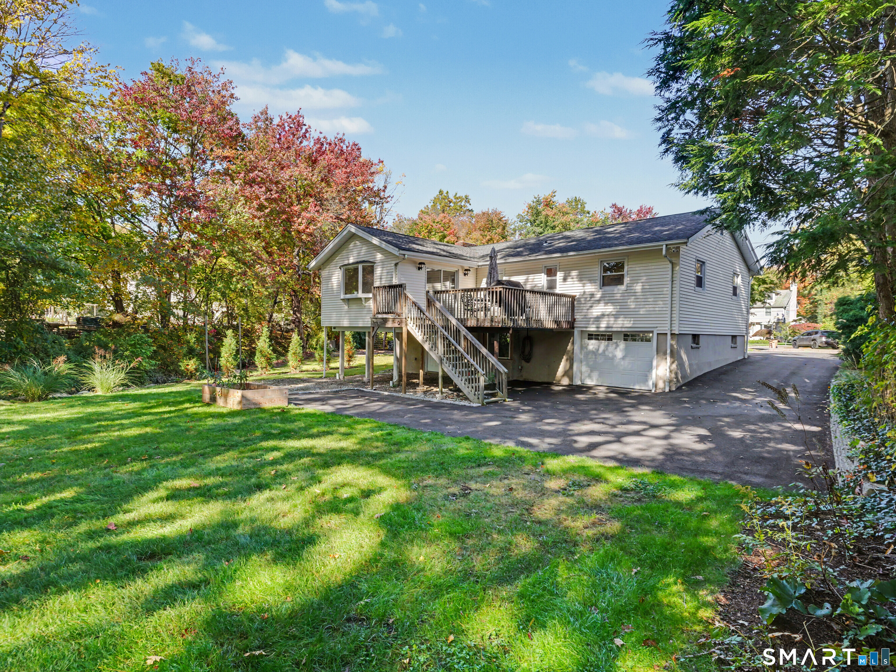100 Fawn Drive Property Photo 31