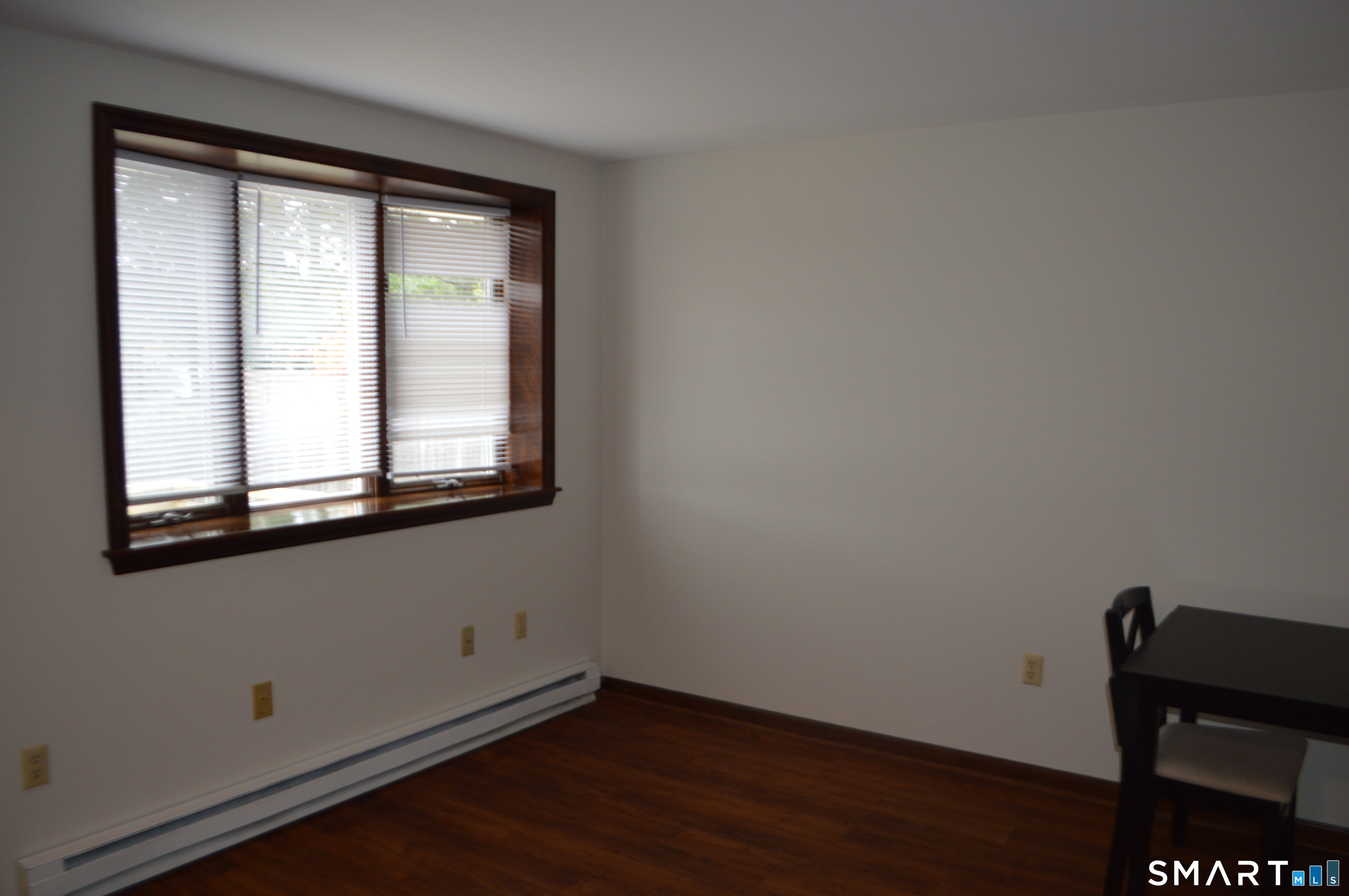 23 Hospital Bldg 23b Apt - D Avenue Property Photo 3