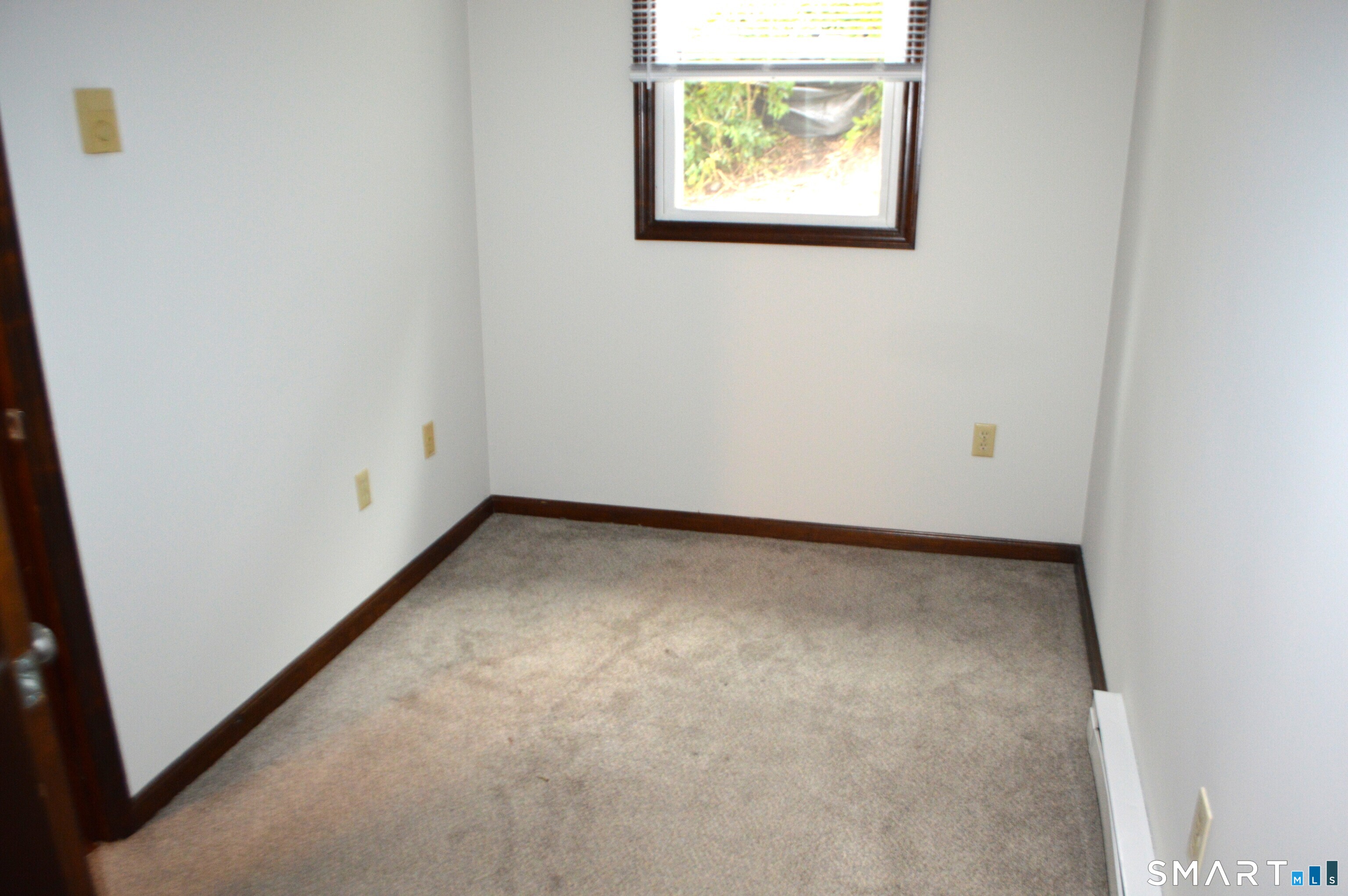 23 Hospital Bldg 23b Apt - D Avenue Property Photo 5
